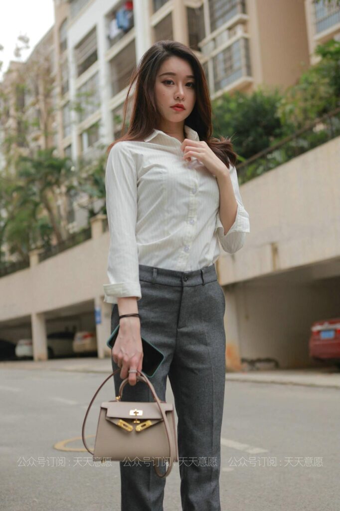 [IESS异思趣向] 2021.06.15 丝享家 833：佳爷《六月女神特辑》[84P/161MB]插图3