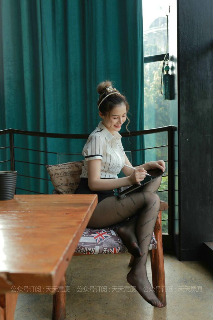 [IESS异思趣向] 2021.07.27 丝享家 872：九妹《最美职业装》[81P/133MB]插图3