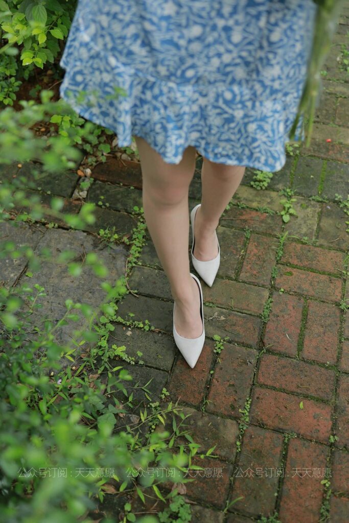 [IESS异思趣向] 2021.08.22 丝享家 897：紫薇《卖花的小女孩》[77P/146MB]插图1