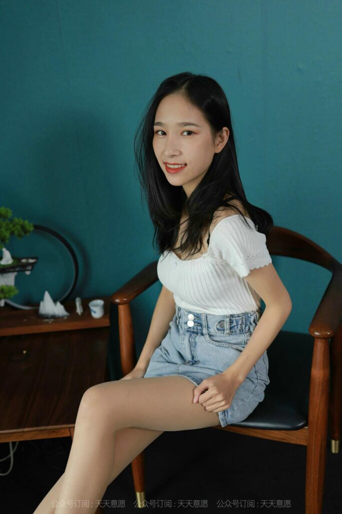 [IESS异思趣向] 2021.09.26 丝享家 930：美子《清新牛仔裤》[90P/180MB]插图3