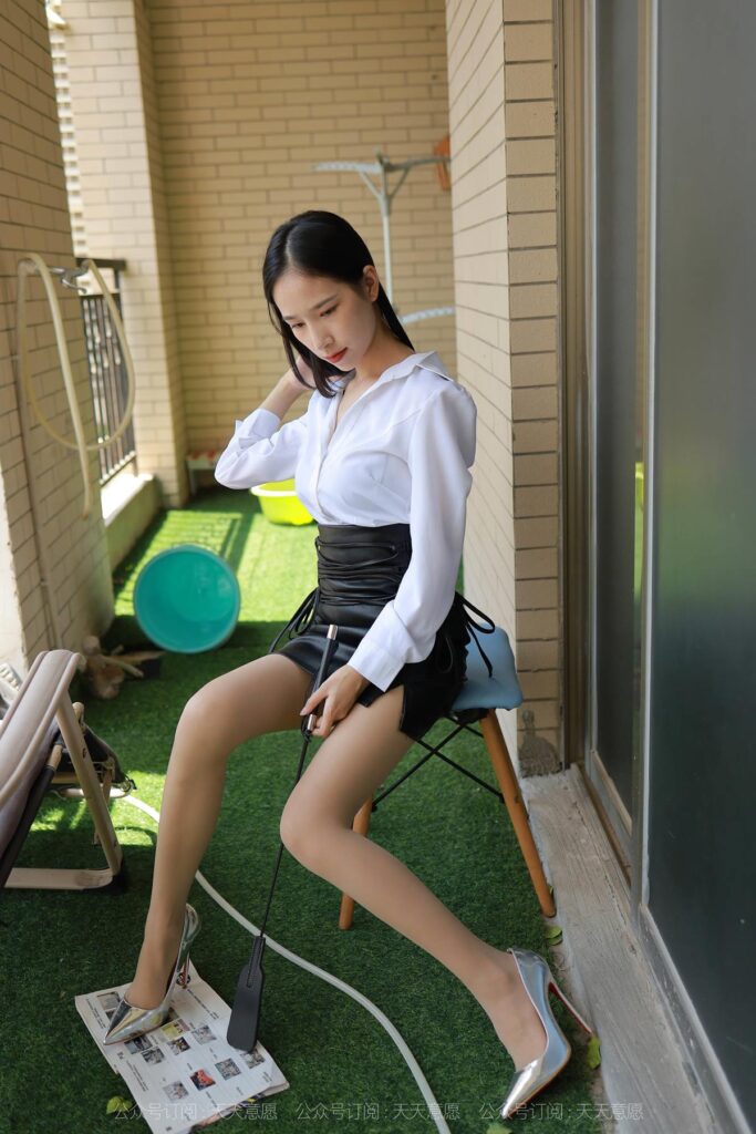 [IESS异思趣向] 2021.10.05 丝享家 938：美子《姓感绑带裙》[93P/107MB]-无料摄影圈