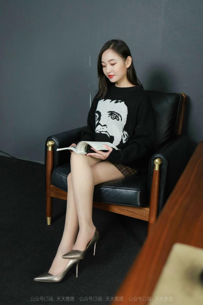 [IESS异思趣向] 2021.10.06 丝享家 939：新人星星《可甜可盐》[91P/127MB]插图1