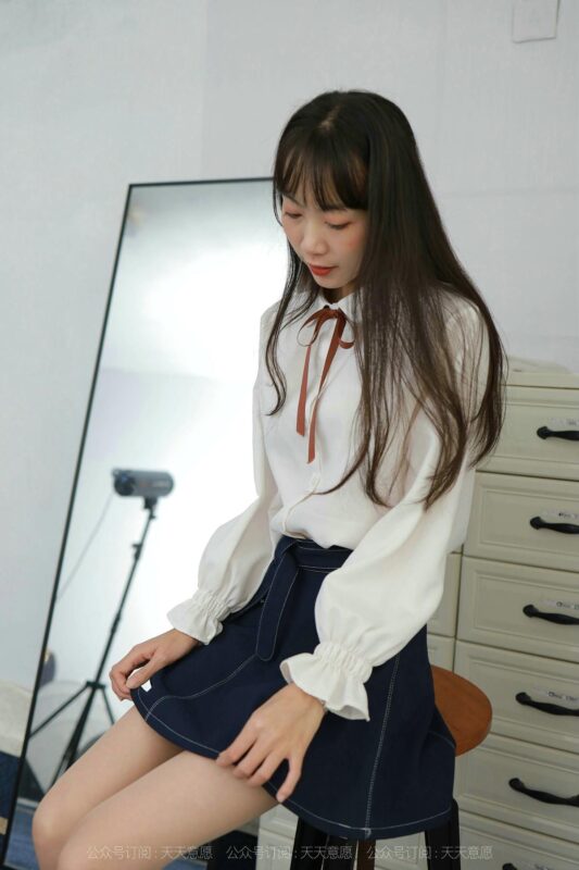 [IESS异思趣向] 2021.10.08 丝享家 941：团团《长腿学苑风》[98P/158MB]-无料摄影圈