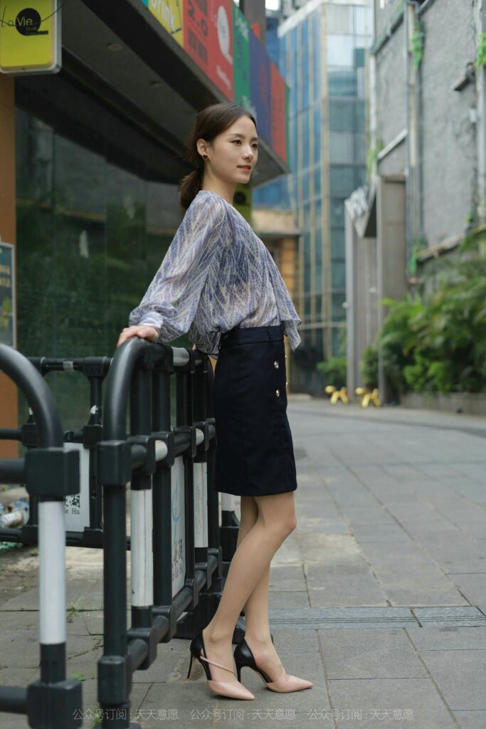 [IESS异思趣向] 2021.10.23 丝享家 955：小六《带你去散步》[92P/146MB]插图1