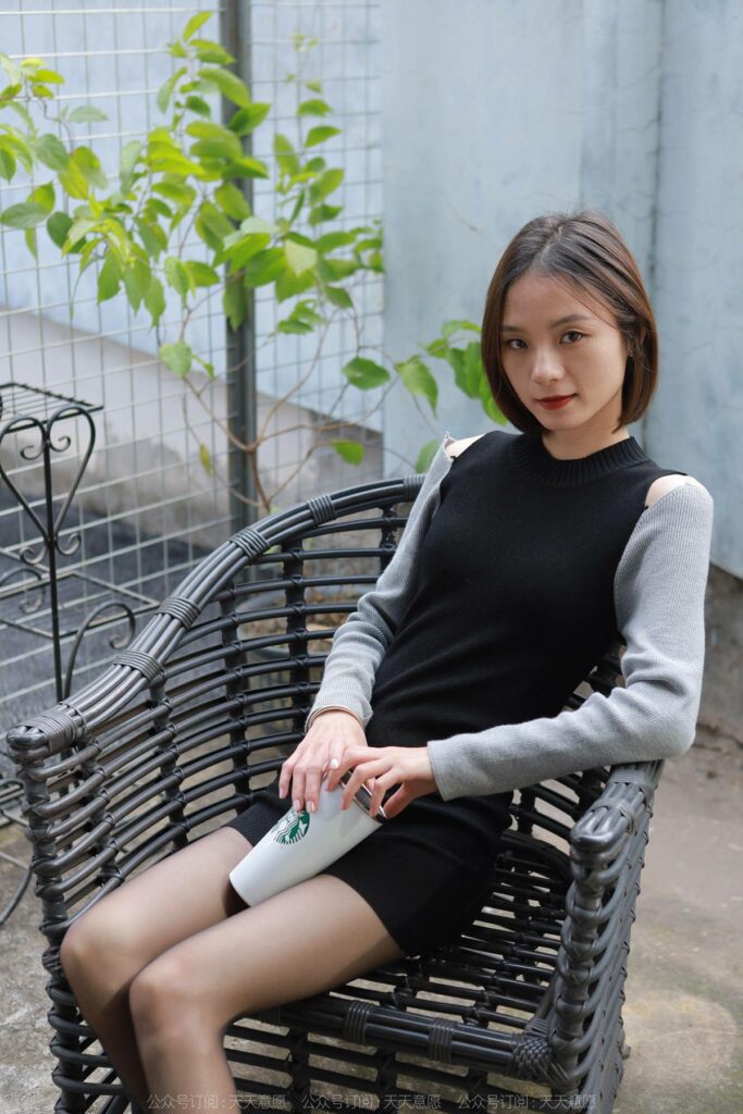 [IESS异思趣向] 2022.01.17 丝享家 989：小六《姓感豹纹》[90P/140MB]插图2