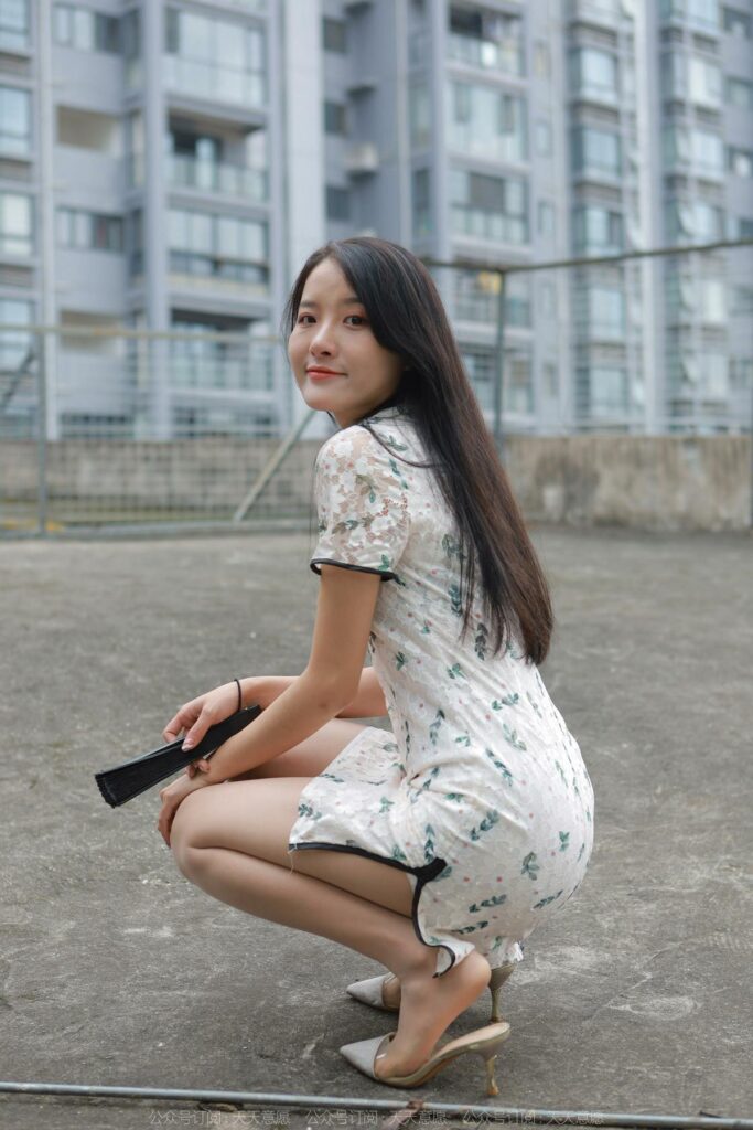 [IESS异思趣向] 2022.3.28 丝享家 1042：婉萍《旗袍美仁》[85P/106MB]插图3