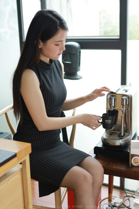 [IESS异思趣向] 2022.4.15 丝享家 1060：小宝《新人报道》[76P/82MB]-无料摄影圈