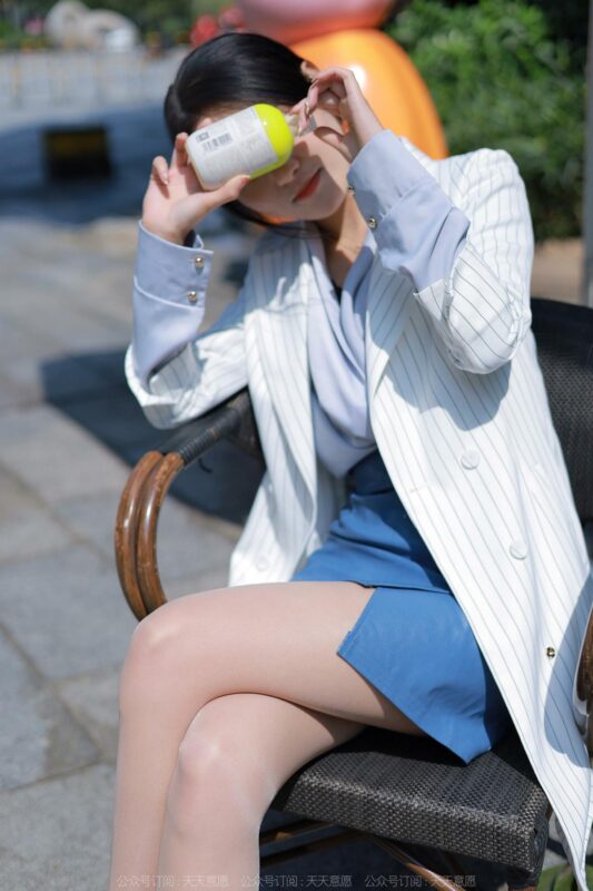 [IESS异思趣向] 2022.4.16 丝享家 1061：婉萍《蓝衣女神》[84P/99MB]-无料摄影圈