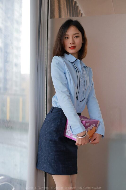 [IESS异思趣向] 2022.4.21 丝享家 1066：小六《美女搬砖》[90P/106MB]-无料摄影圈