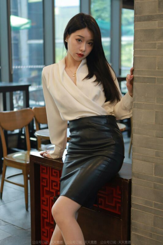 [IESS异思趣向] 2022.4.8 丝享家 1053：佳爷《三月特辑》[85P/85MB]-无料摄影圈