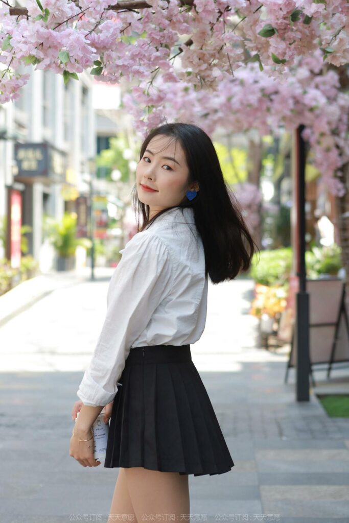 [IESS异思趣向] 2022.5.1 丝享家 1076：小金《新人报道》[88P/151MB]插图2