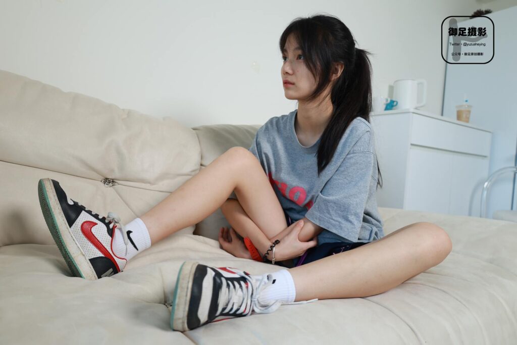 御足摄影 NO.045 – 飘忽不定的梦想[100P/1V/3.95GB]插图2