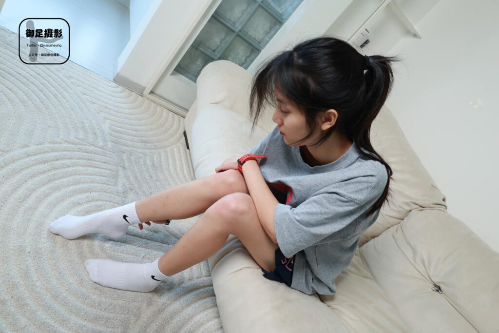 御足摄影 NO.045 – 飘忽不定的梦想[100P/1V/3.95GB]插图1