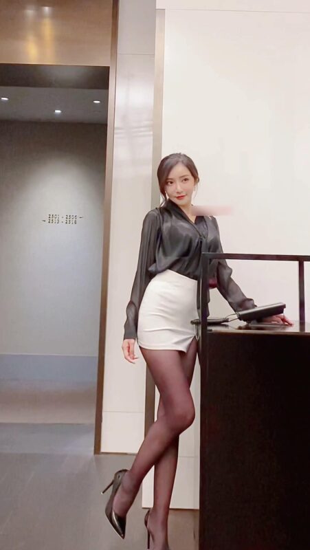 王馨瑶Yanni - 黑色透视衬衣[1V/511MB]-无料摄影圈