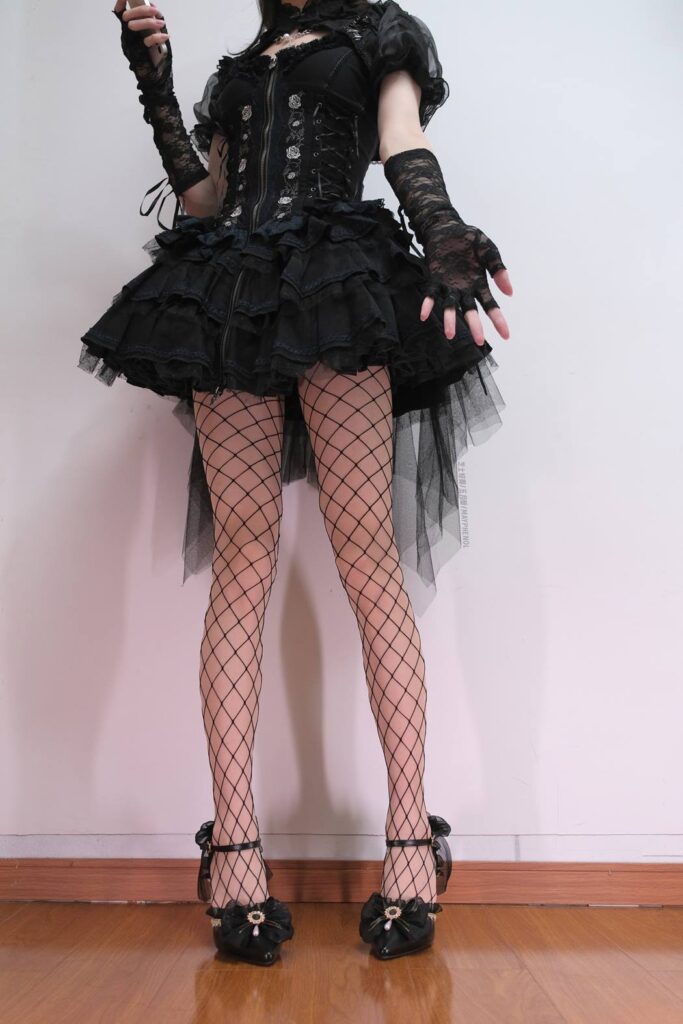 芝士好椰 NO.098 – 夏蔷薇网袜搭配[7P/129MB]插图1