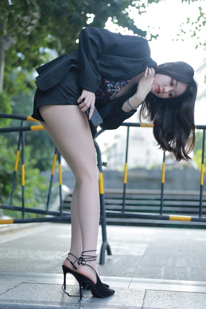 [IESS异思趣向] 2022.5.24 丝享家 1097：佳爷《四月特辑》[79P/110MB]插图3