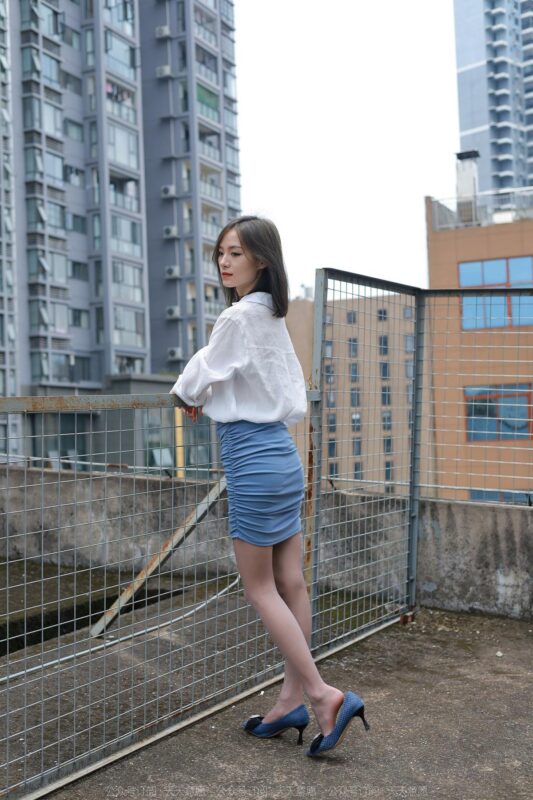 [IESS异思趣向] 2022.6.9 丝享家 1112：小六《蓝鞋灰丝》[85P/117MB]-无料摄影圈