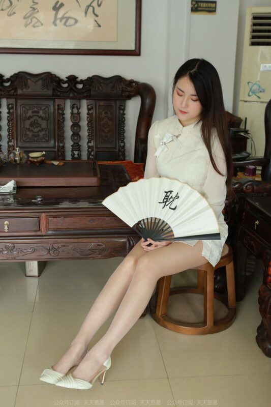 [IESS异思趣向] 2022.6.17 丝享家 1120：小宝《请君品茶》[75P/84MB]-无料摄影圈