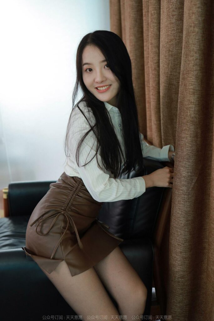 [IESS异思趣向] 2022.6.30 丝享家 1133：婉萍《温柔嘿丝》[90P/121MB]插图1