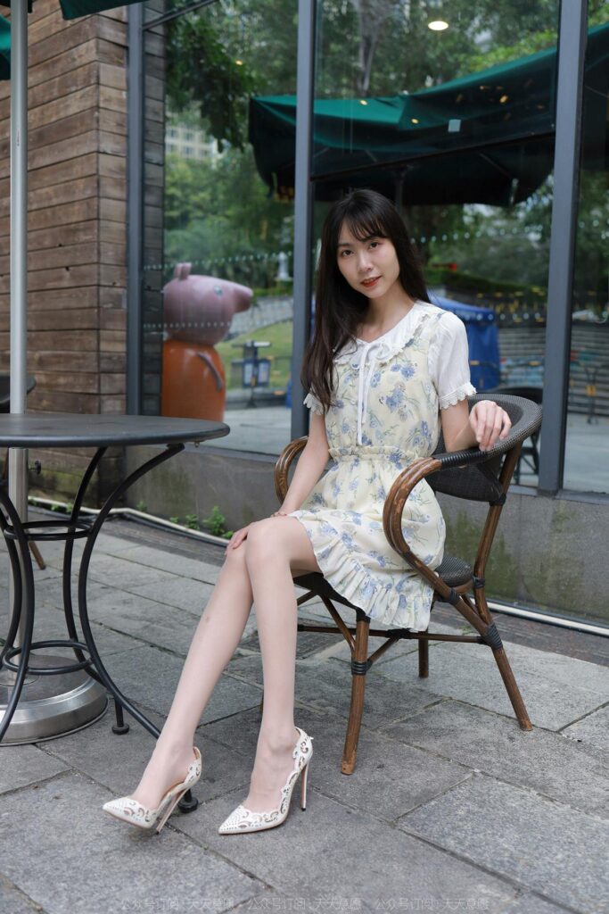 [IESS异思趣向] 2022.7.5 丝享家 1138：团团《清新肉丝》[84P/112MB]插图3