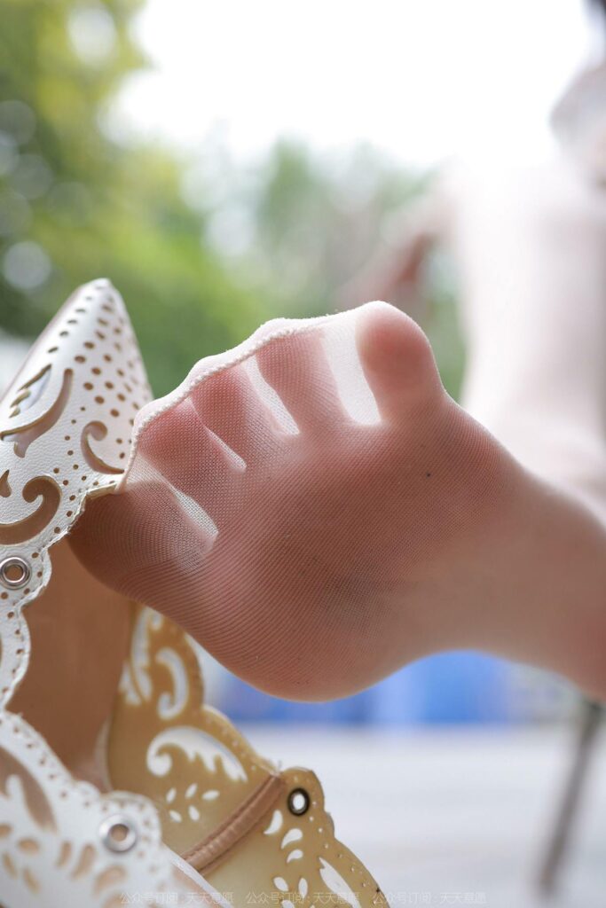 [IESS异思趣向] 2022.7.5 丝享家 1138：团团《清新肉丝》[84P/112MB]插图1