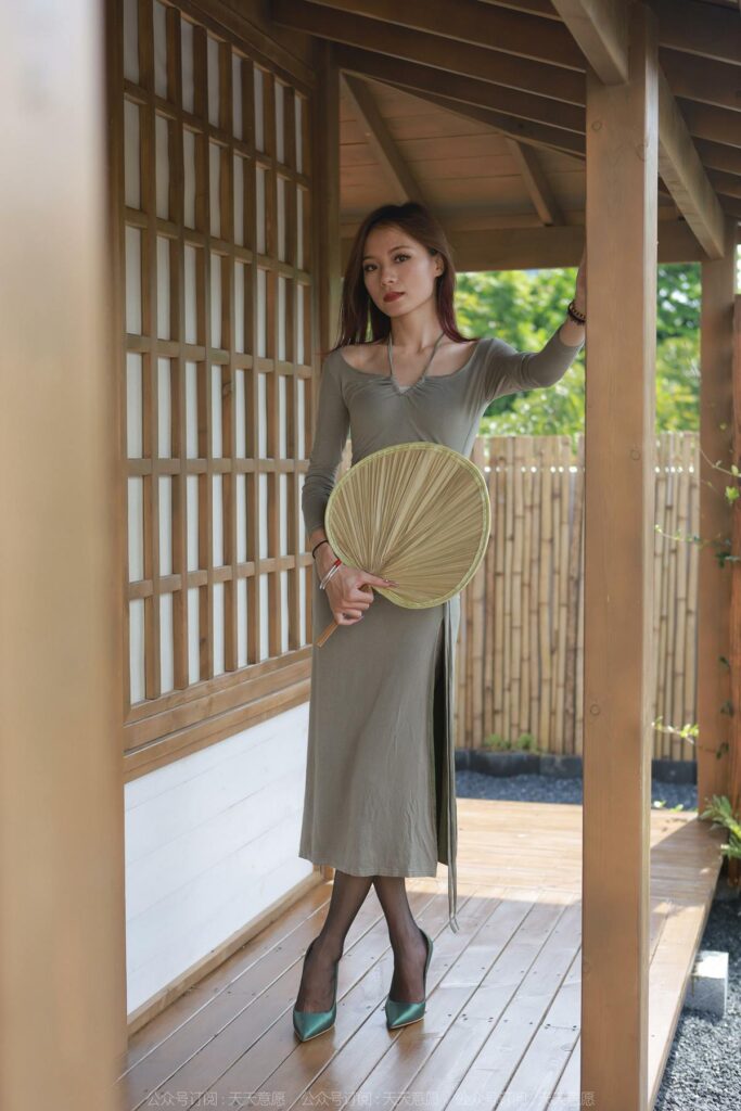 [IESS异思趣向] 2022.7.25 丝享家 1158：小六《嘿丝小京都》[77P/95MB]插图3