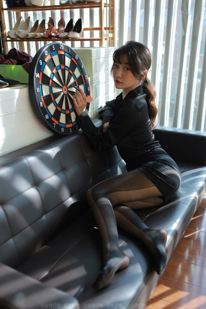 [IESS异思趣向] 2022.8.4 丝享家 1167：秋秋《光影嘿丝》[92P/116MB]插图3