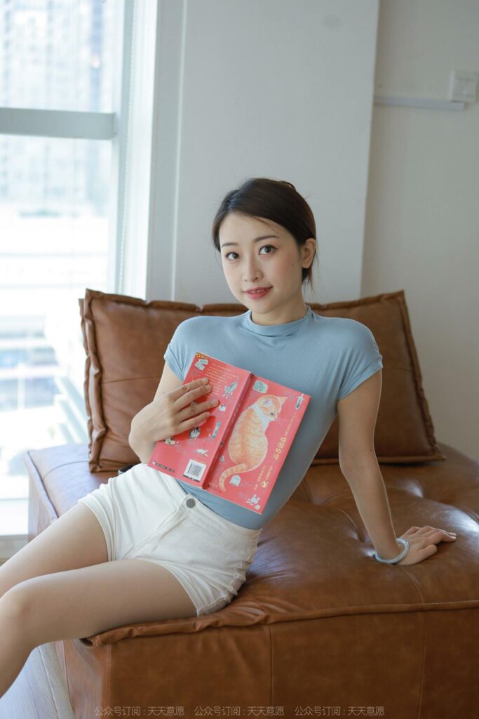 [IESS异思趣向] 2022.8.15 丝享家 1178：小婕《蓝衣女神》[88P/79MB]插图2