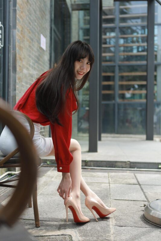 [IESS异思趣向] 2022.10.19 丝享家 1242 团团《阳光下的长腿》[85P/90MB]-无料摄影圈