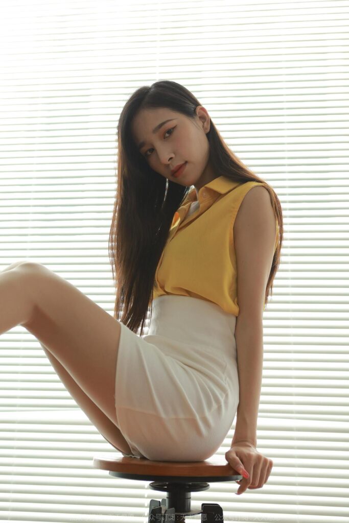 [IESS异思趣向] 2022.11.03 丝享家 1257 美子《难得有情人》[83P/77MB]插图3