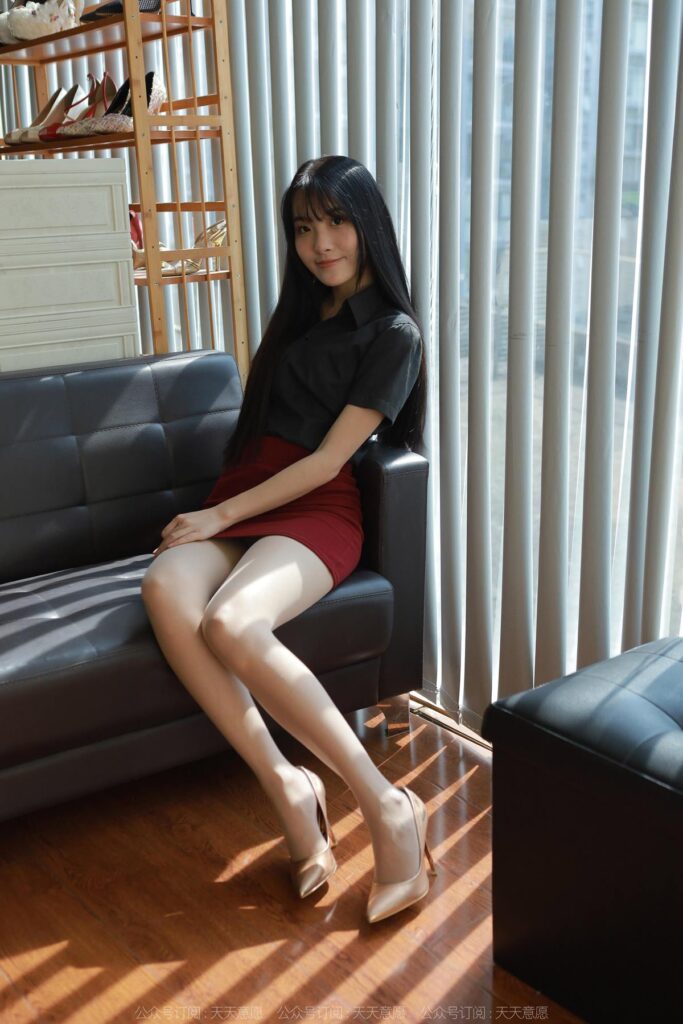 [IESS异思趣向] 2022.11.10 丝享家 1264 婉萍《烈日灼丝》[73P/76MB]插图1