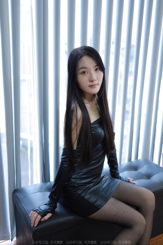 [IESS异思趣向] 2022.11.23 丝享家 1277 婉萍《包臀皮裙》[89P/103MB]-无料摄影圈