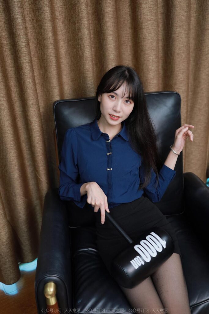 [IESS异思趣向] 2022.12.04 丝享家 1288 团团《嘿丝流星锤》[98P/128MB]插图1