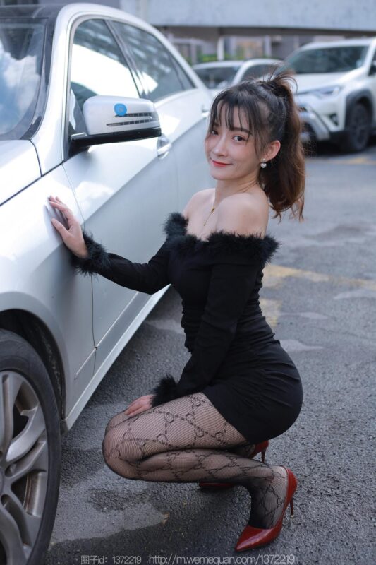 [IESS异思趣向] 2022.12.22 丝享家 1306 秋秋《车上的故事》[90P/107MB]-无料摄影圈