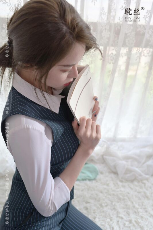 [IESS异思趣向]耽丝 031 佳爷-爷青 [91P/120MB]-无料摄影圈