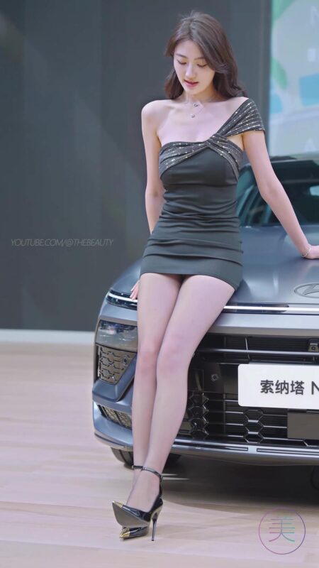 NO.0471 2023 广州车展 Racing Model 车模抖音网红随拍19[1V/305MB]-无料摄影圈