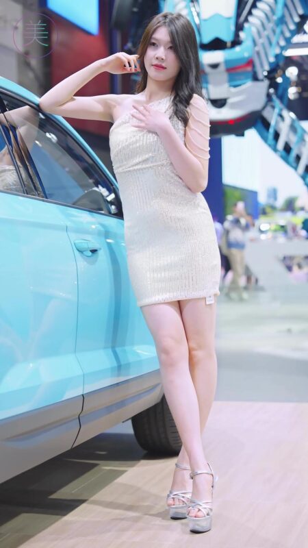 NO.0476 2023 广州车展 Racing Model 车模抖音网红随拍24[1V/184MB]-无料摄影圈