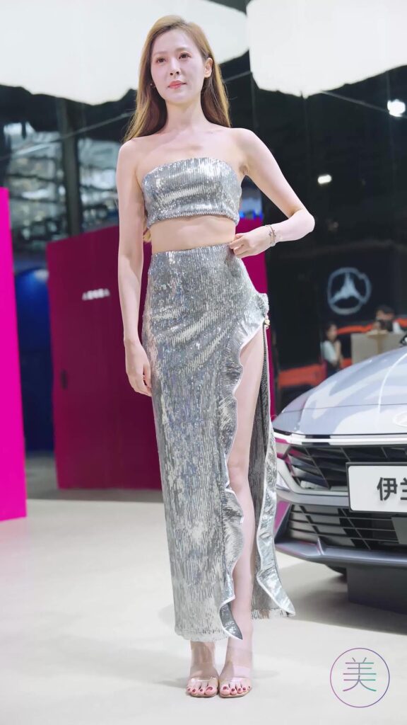 NO.0477 2023 广州车展 Racing Model 车模抖音网红随拍25[1V/284MB]插图3