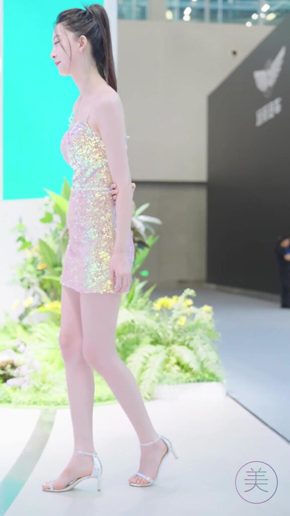 NO.0480 2023 广州车展 Racing Model 车模抖音网红随拍28[1V/279MB]插图3