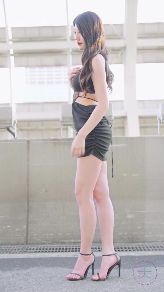 NO.0484 2023 广州车展 Racing Model 车模抖音网红随拍32[1V/222MB]插图2