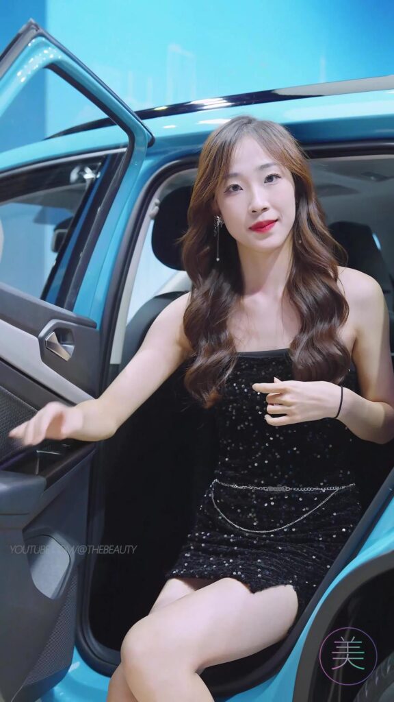 NO.0485 2023 广州车展 Racing Model 车模抖音网红随拍33[1V/338MB]插图3