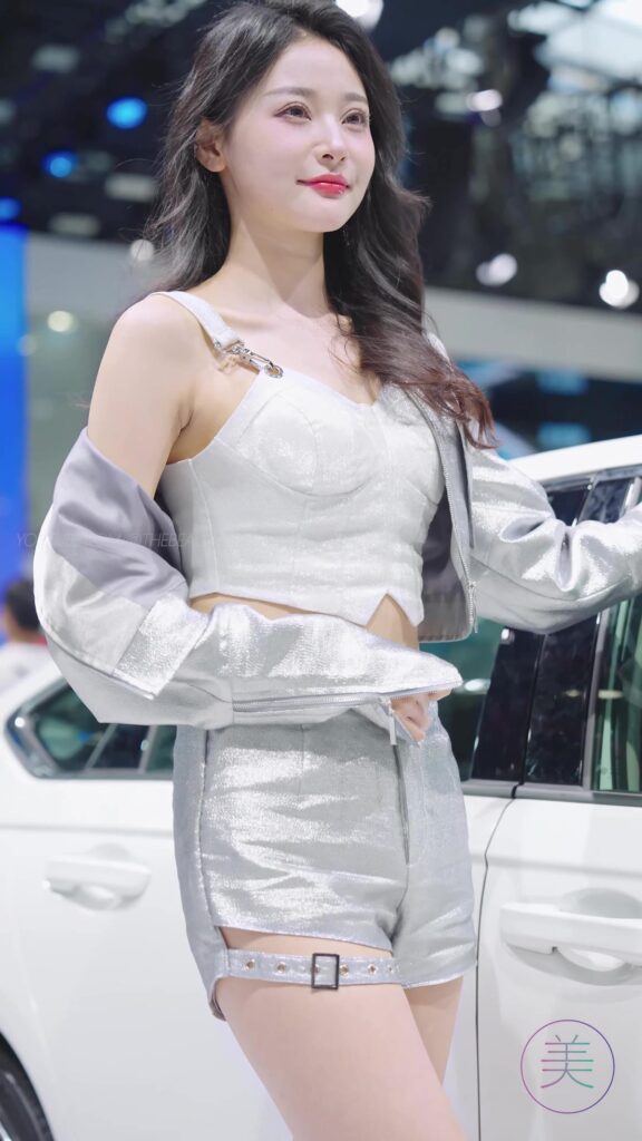 NO.0486 2023 广州车展 Racing Model 车模抖音网红随拍34[1V/359MB]插图3