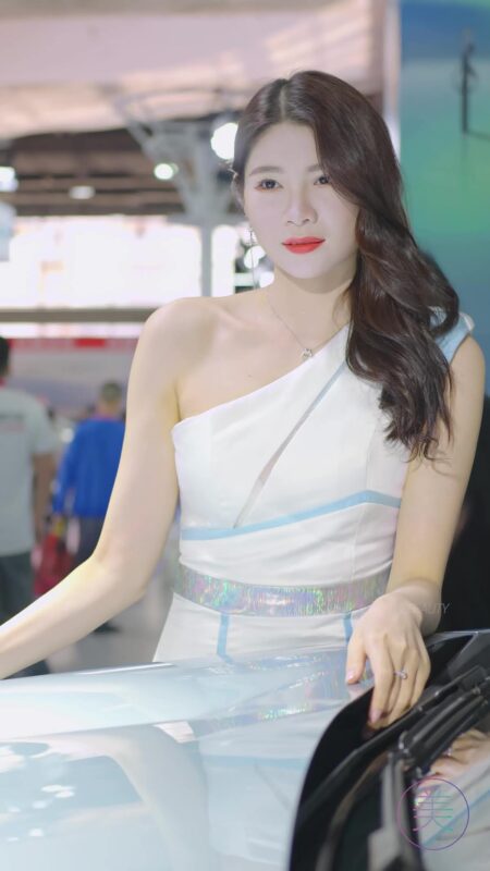 NO.0504 2023 广州华南车展 Racing Model 广汽传祺车模03[1V/195MB]-无料摄影圈