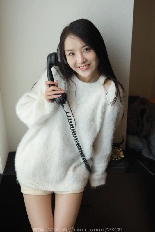 [IESS异思趣向] 2023.1.16 丝享家 1331 婉萍《迷人白月光》[84P/69MB]-无料摄影圈