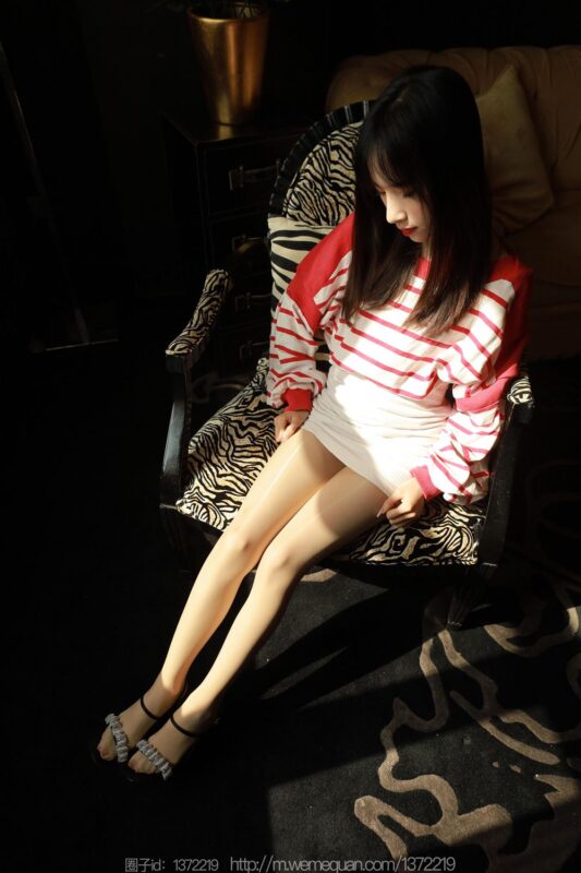 [IESS异思趣向] 2023.2.22 丝享家 1369 美子《藏在光影里》[93P/79MB]-无料摄影圈