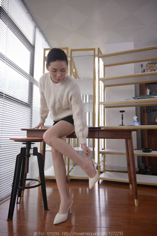 [IESS异思趣向] 2023.3.30 丝享家 1406 苏苏《粉嫩佳人》[79P/88MB]-无料摄影圈