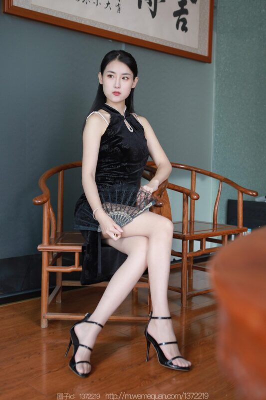 [IESS异思趣向] 2023.4.20 丝享家 1427 小宝《倾国倾城》[89P/93MB]-无料摄影圈