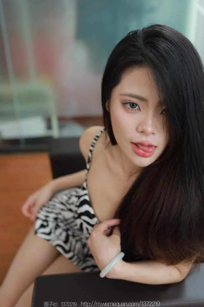 [IESS异思趣向] 2023.4.23 丝享家 1430 兔兔《斑马斑马！》[83P/70MB]插图3