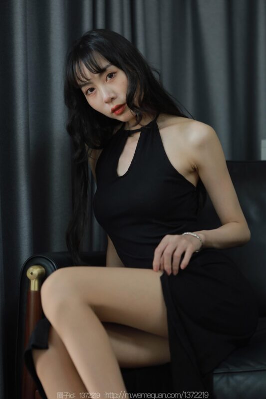 [IESS异思趣向] 2023.7.16 丝享家 1481 团团《灵动脚步》[78P/70MB]-无料摄影圈