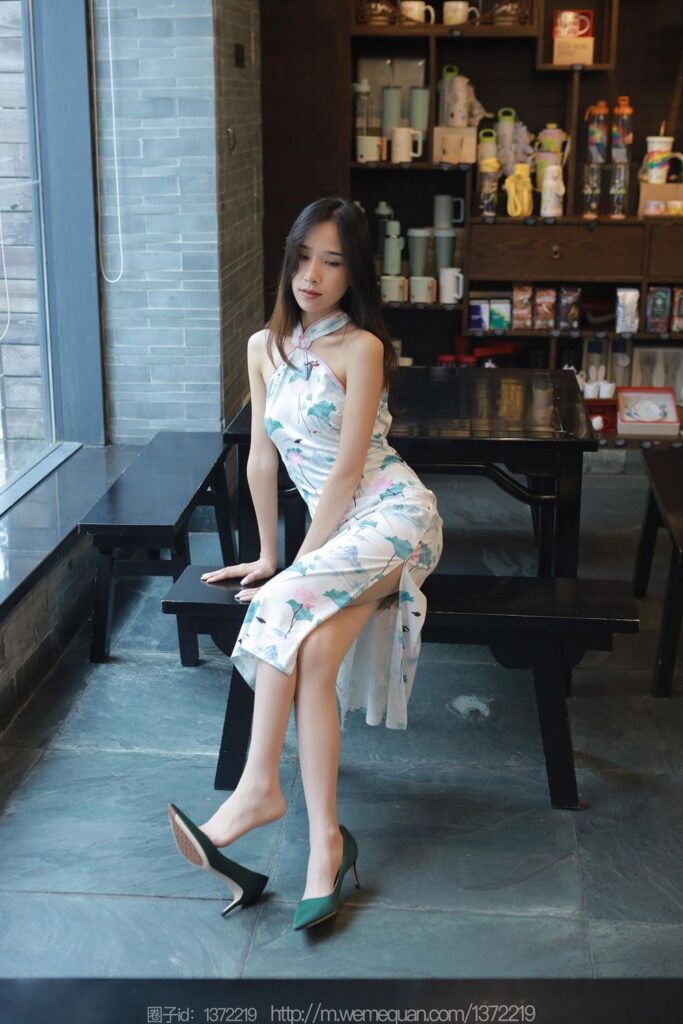 [IESS异思趣向] 2023.7.19 丝享家 1484 美子《绿鞋佳人》[86P/90MB]插图1